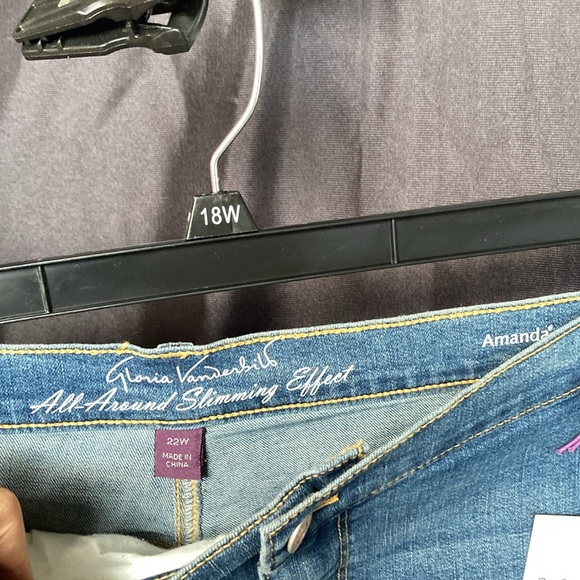 Gloria Vanderbilt Amanda jean Short w slimming panel denim flex 22W - Picture 16 of 17